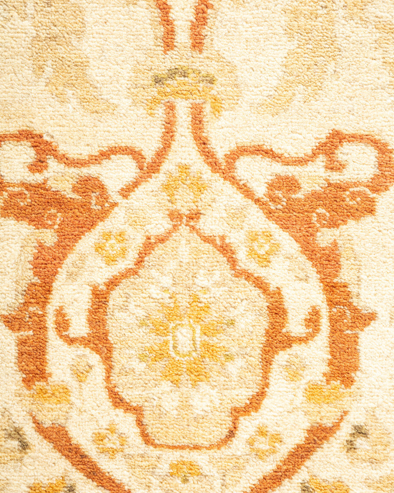 Angelina, One-of-a-Kind Hand-Knotted Area Rug Ivory, 8'2"x10'4"