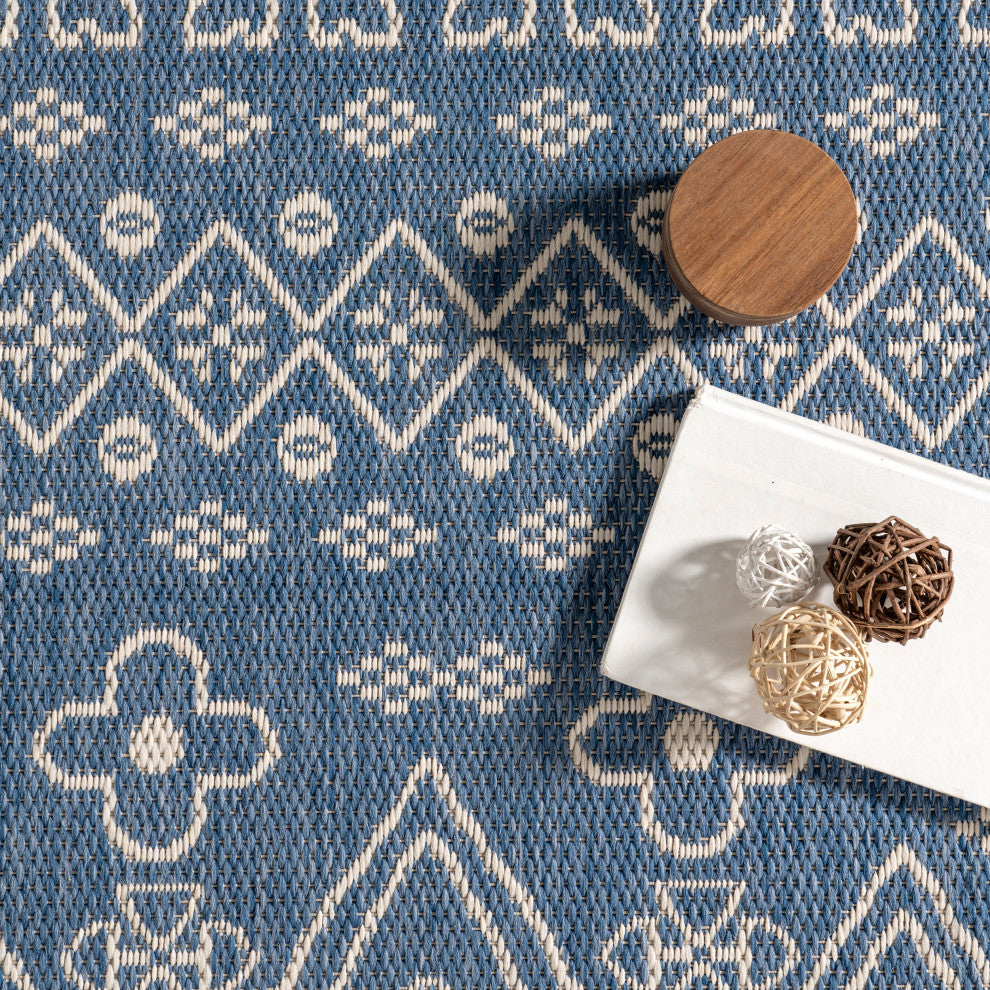 Nuloom Transitional Diamond Tribal Outdoor Area Rug, Blue 7'6"x10'9"