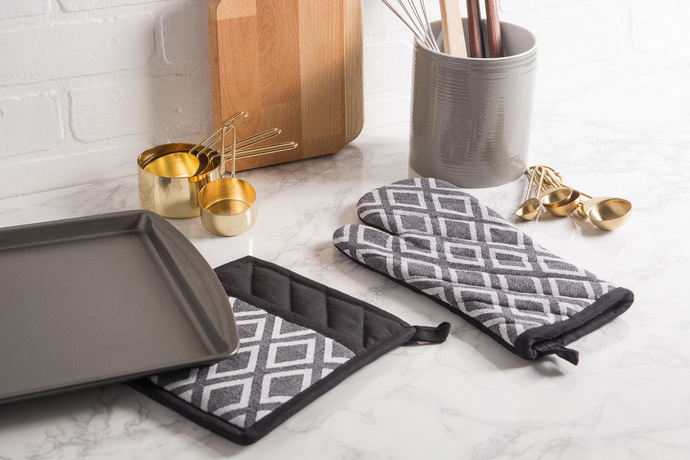 DII Black/White Diamond Pot Holder, Set of 2