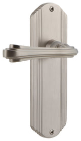 Deco Plate With Fleur Lever, Unlacquered Brass, Passage, Non-Handed