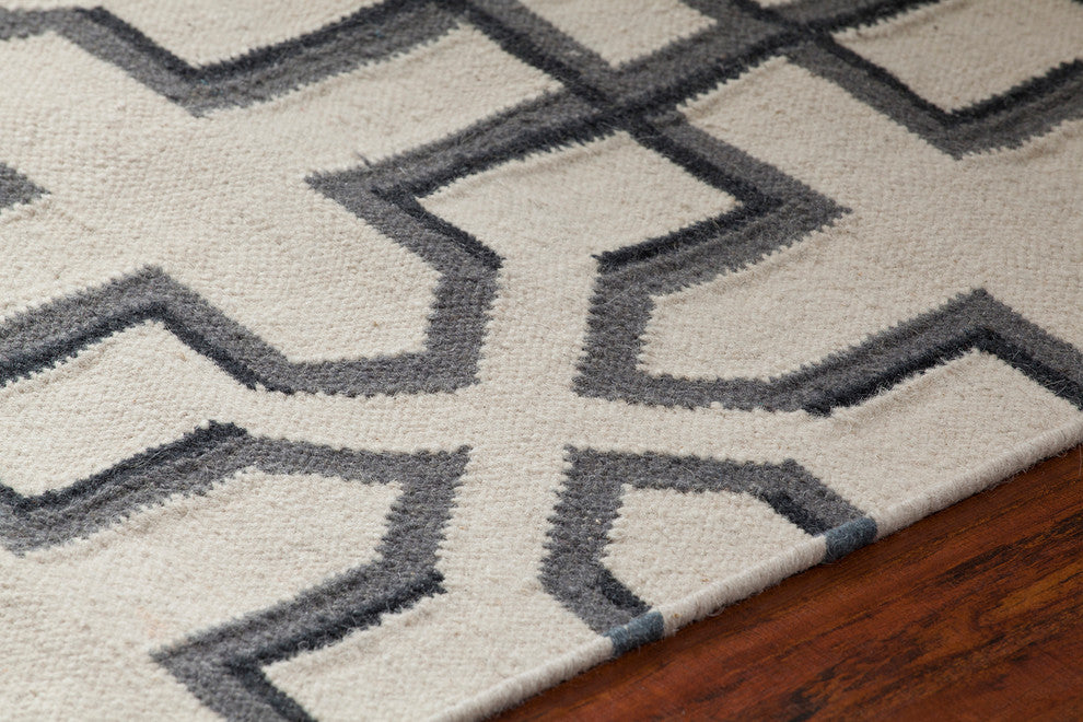 Lima Contemporary Area Rug, White and Black, 7'x10'