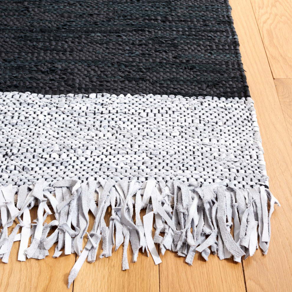 Safavieh Vintage Leather Collection, VTL310 Rug, Light Grey/Black, 2'3"x6'