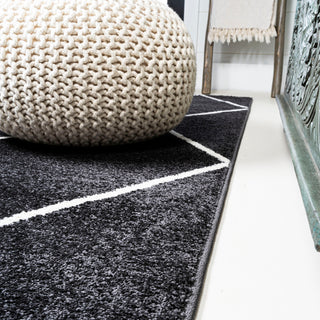 Cole Minimalist Diamond Trellis Black/White 5'x8' Area Rug