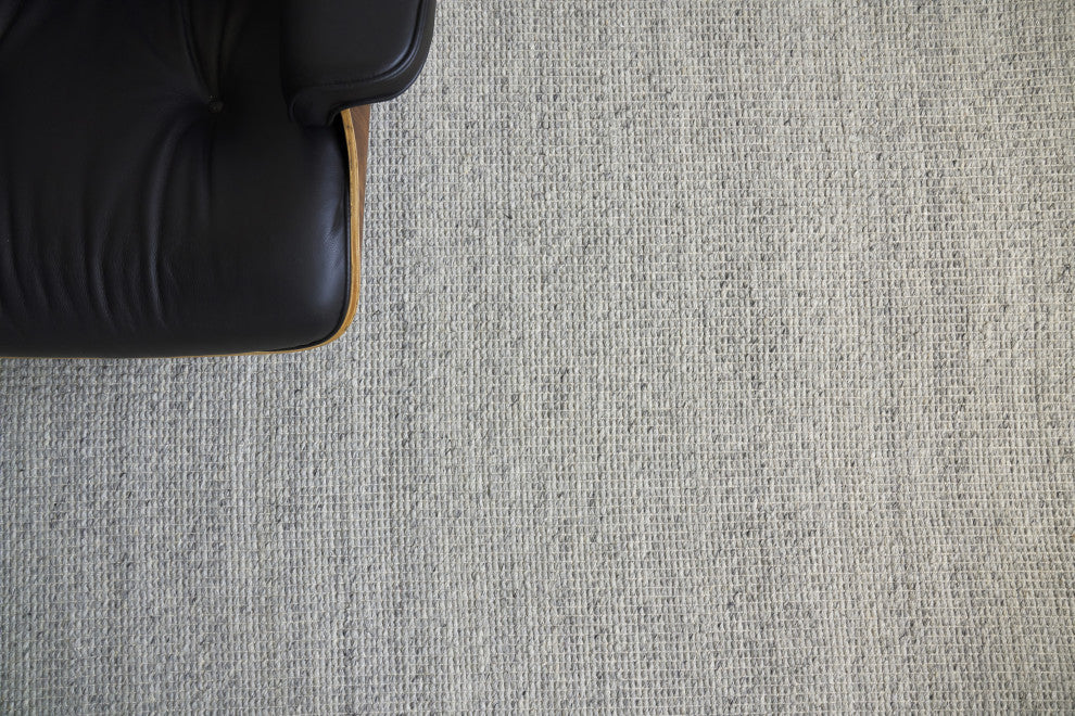 Hesse Handwoven Polyester and Cotton Silver Area Rug