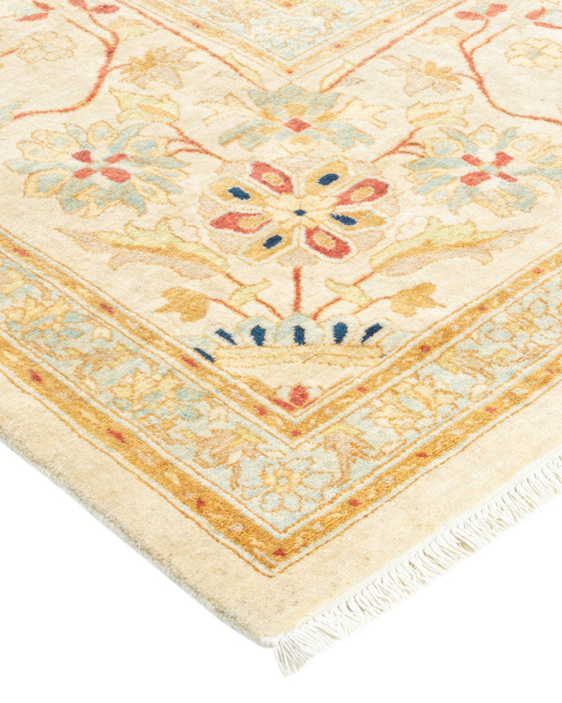 Alyssa, One-of-a-Kind Hand-Knotted Area Rug Ivory, 8'2"x10'4"