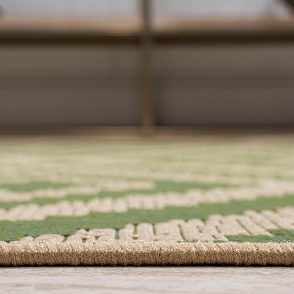 Sintra Diamond Tribal Indoor/Outdoor Green/Cream 3 x 5 Area Rug
