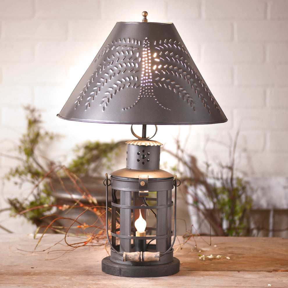 Innkeeper's Lamp with Shade