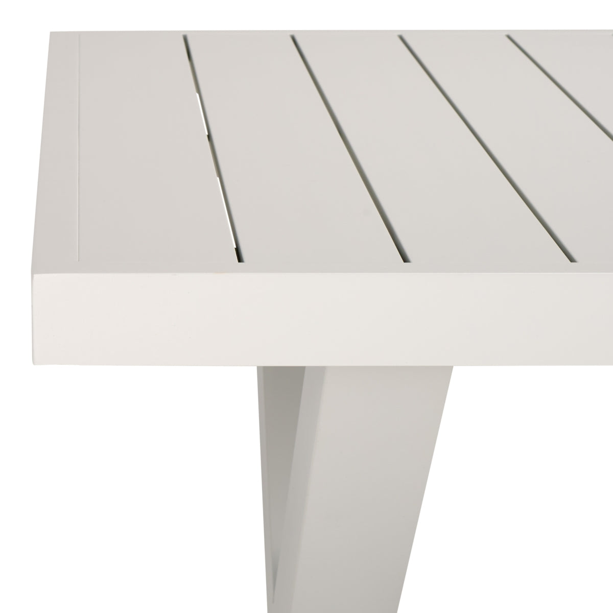 Safavieh Core Dining Indoor-Outdoor Table, White