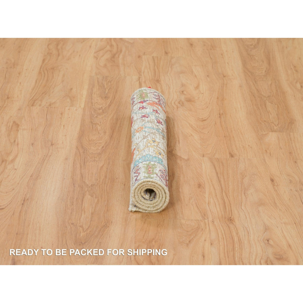 Taupe, Directional Vase Design, Silk/Wool, Hand Knotted Mat Rug, 2'2"x3'1"