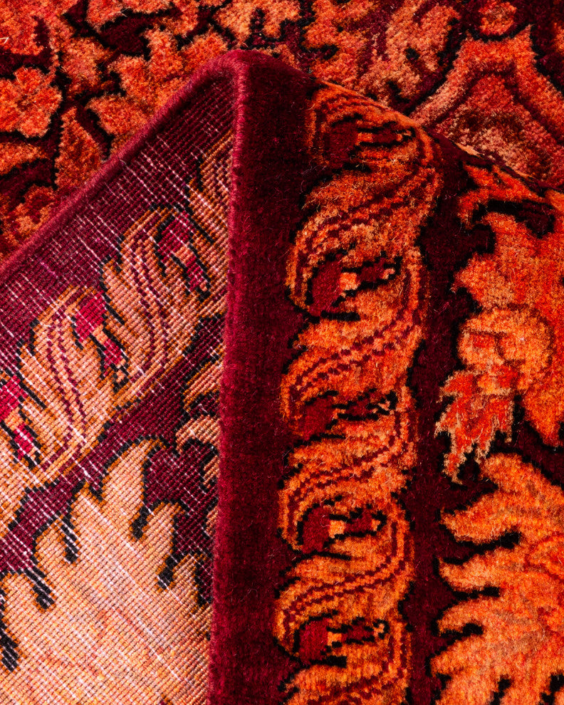 Fine Vibrance, One-of-a-Kind Hand-Knotted Area Rug Purple, 6' 2 x 9' 2