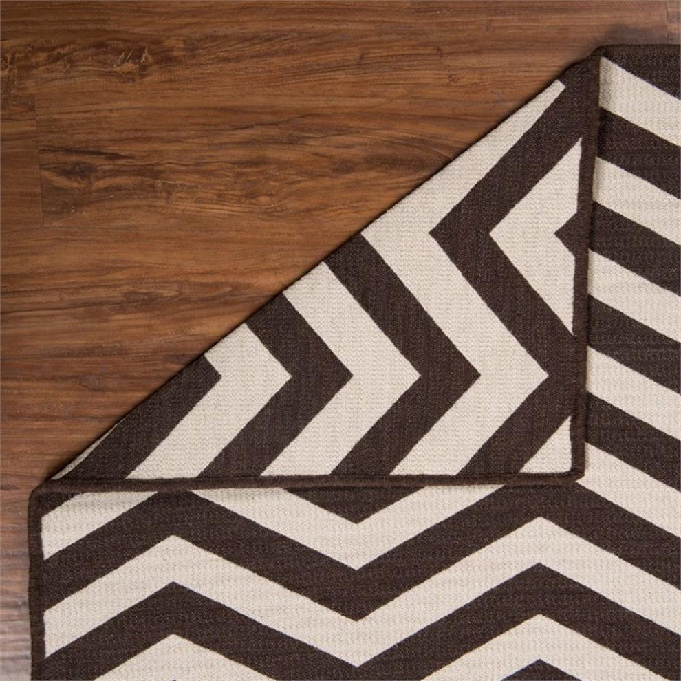 Linon Salonika Chevron Reversible Woven Wool 5'x8' Rug in Brown