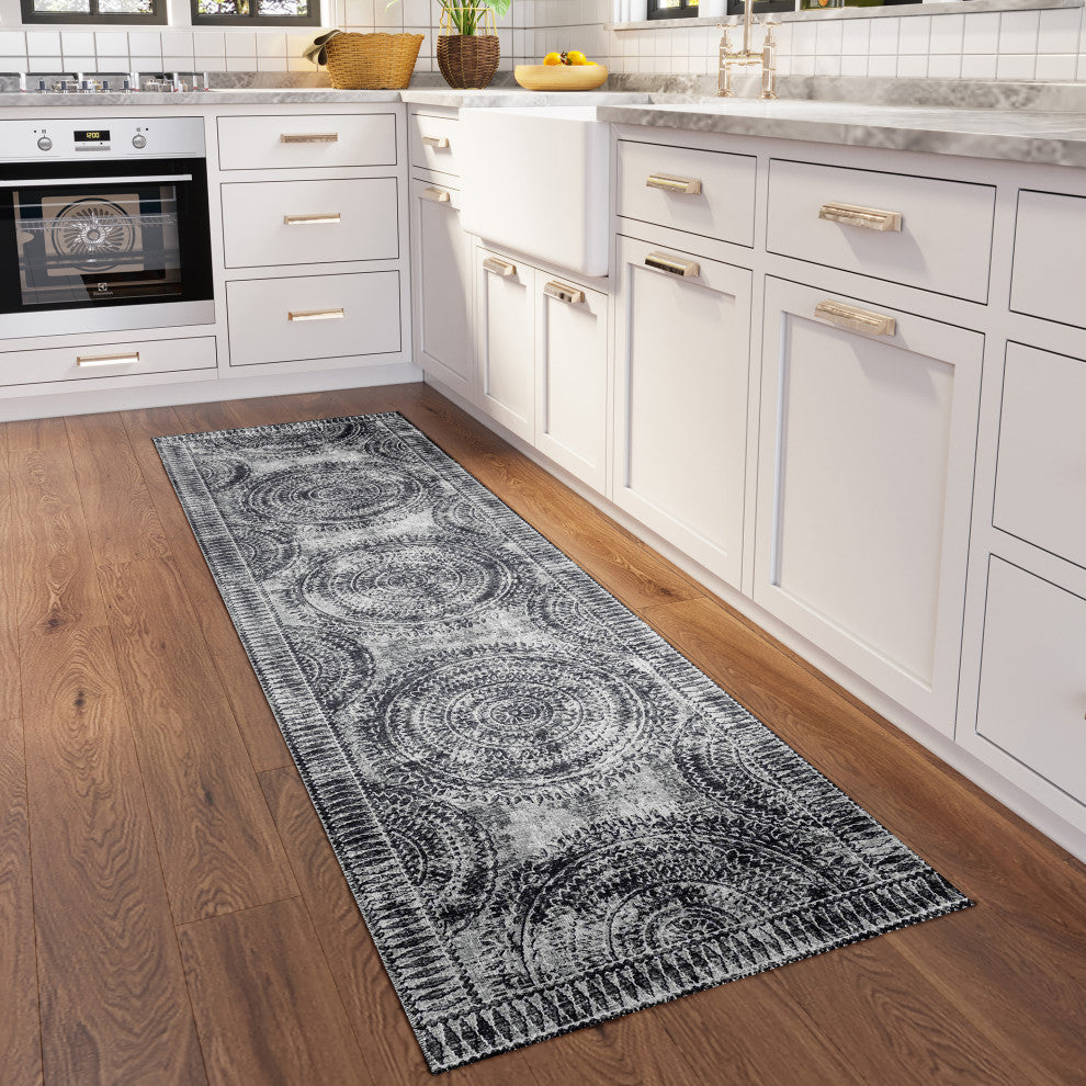Indoor/Outdoor Sedona SN7 Pewter Machine Washable 2'3" x 10' Runner Rug