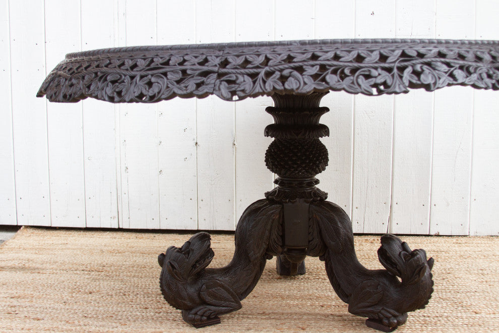 Exceptional Anglo Indian Round Table