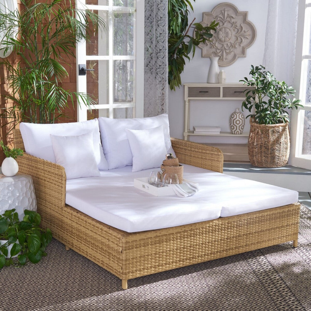 Safavieh Outdoor Cadeo Daybed Natural/White