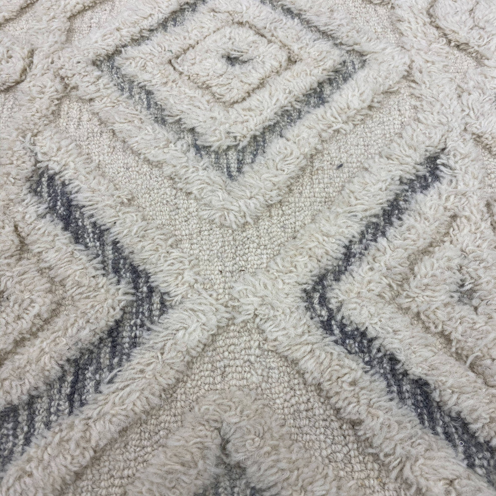 Contemporary Tufted Geometric Motif Round Rug, 4' Round