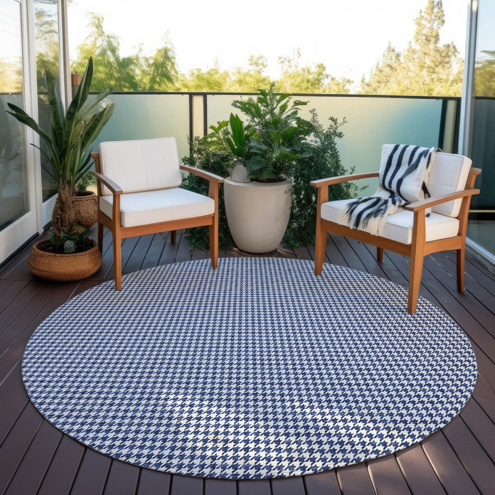 Indoor/Outdoor Hinton HN1 Navy Machine Washable 8' x 8' Rug