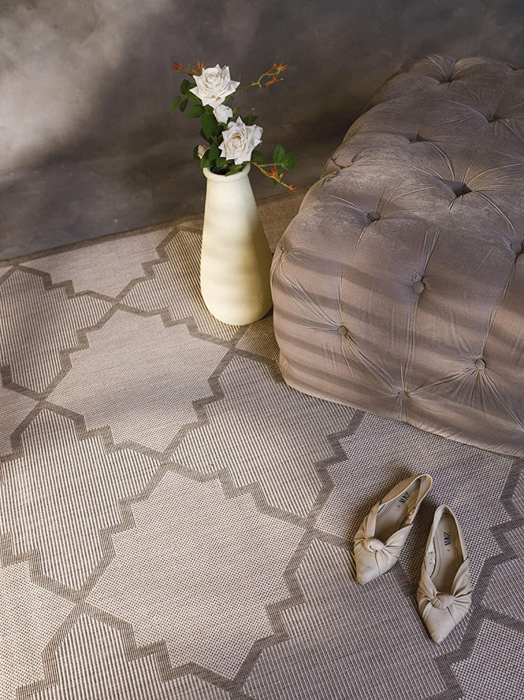 Outdoor Collection Trellis Diamond Rug Geometric Rug, Dove, 5'3"x7'6"