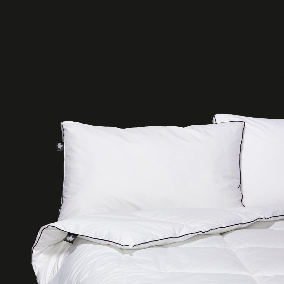 Microfiber Down Alternative Pillow, Queen