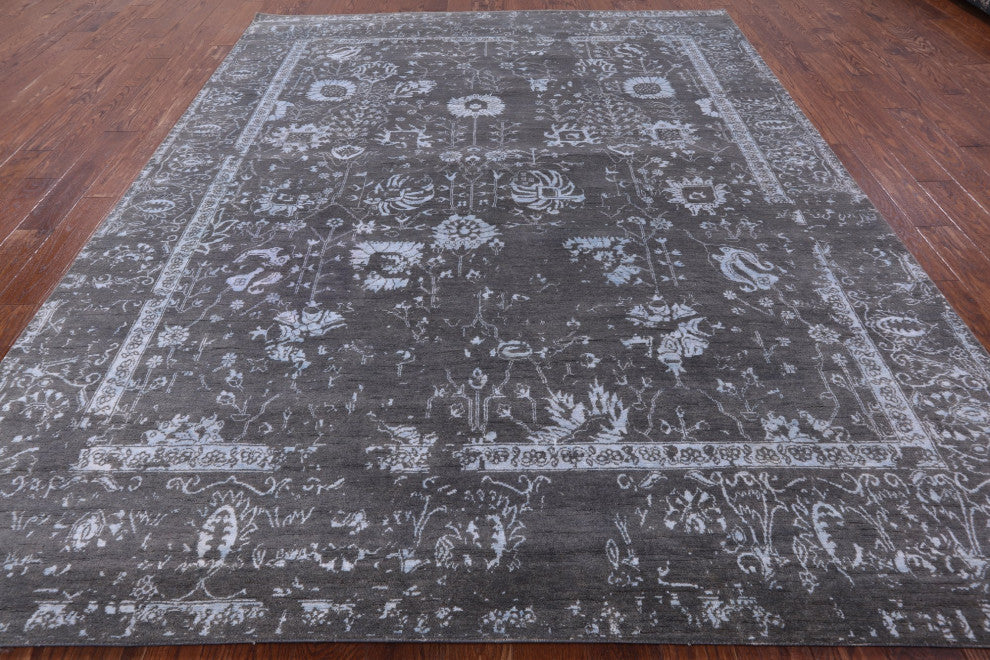 8' 1" X 10' 0" Persian Wool and Silk Hand-Knotted Rug Q6200
