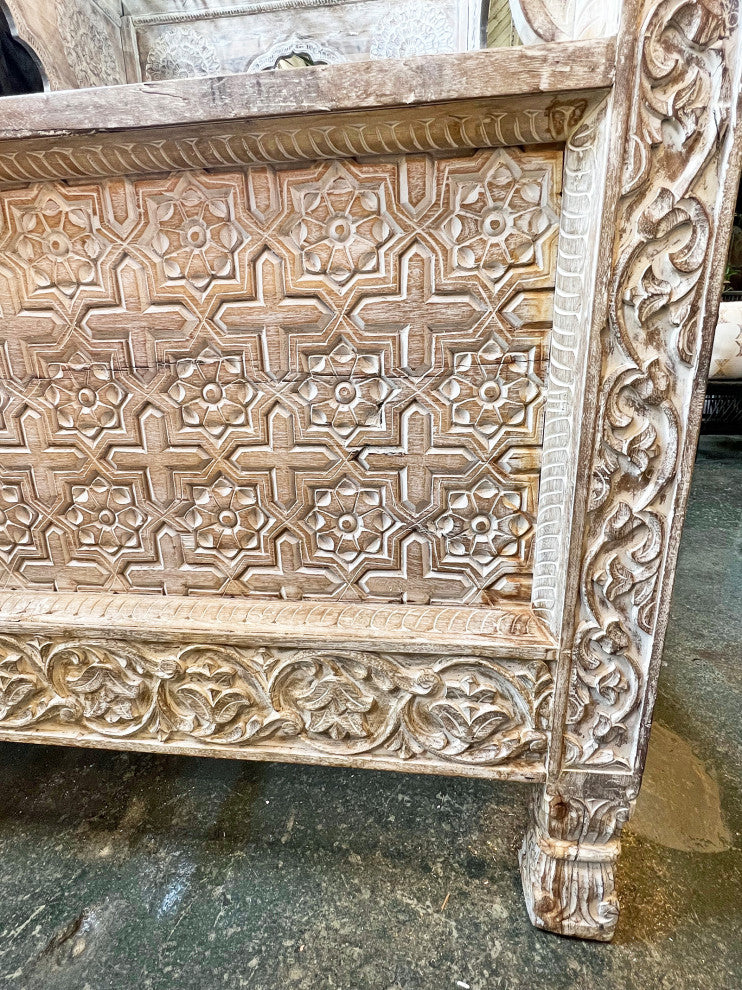 Carved White Wash Canopy Queen Daybed