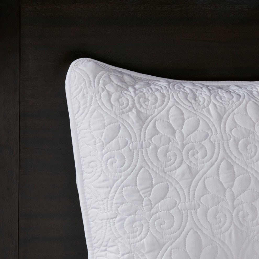 Madison Park Quebec Reversible Bedspread Set, White
