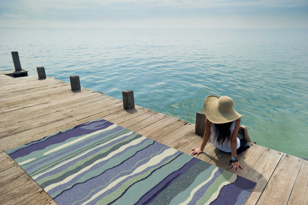 HomeRoots 5' x 7' Ocean Abstract Design UV Treated Indoor Outdoor Area Rug
