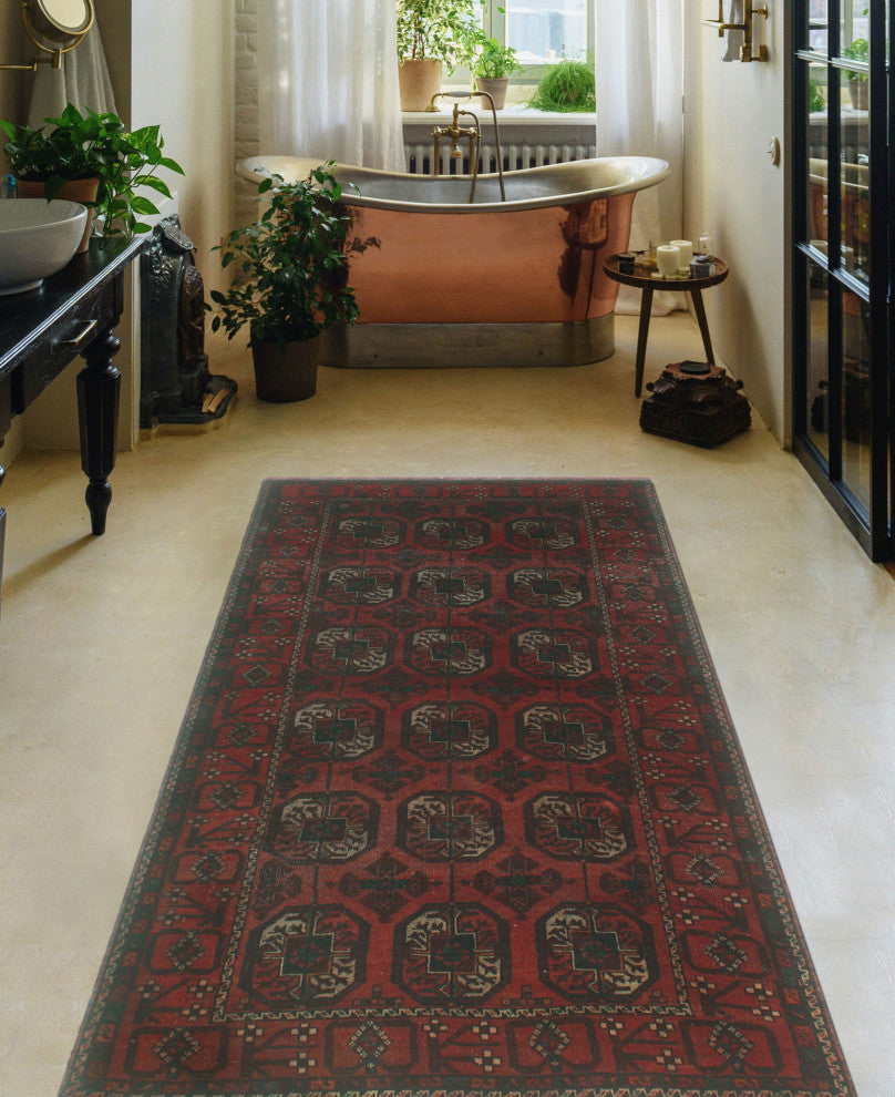 Vintage Distressed Adalia Red/Burgundy Rug, 3'6x6'10