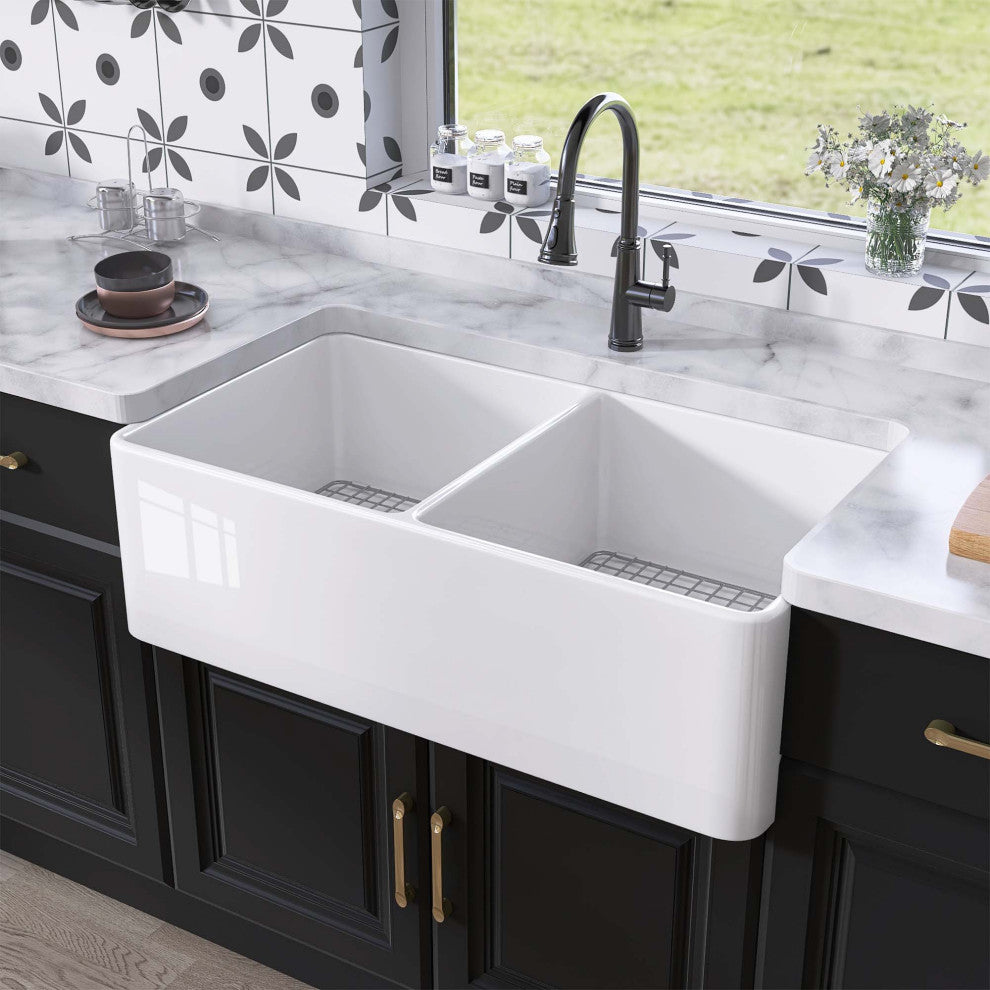 33"X18" Apron Front Double Bowl Fireclay Farmhouse Kitchen Sink with Accessories