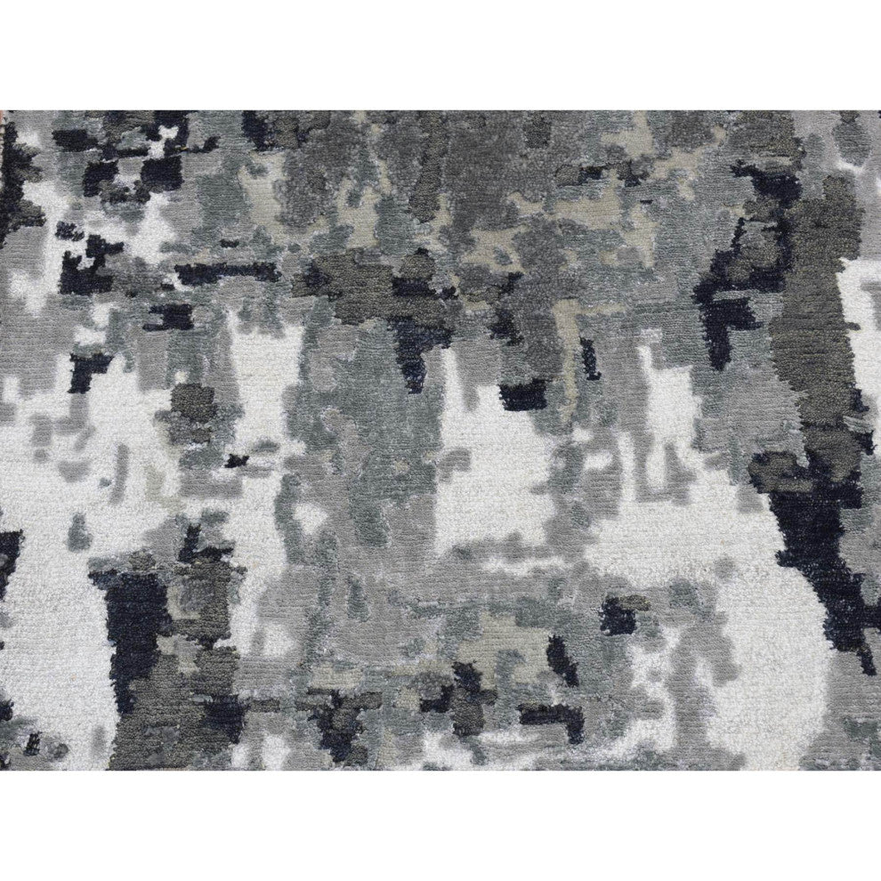 Eerie Black Abstract Design Wool and Silk Hand Knotted Runner Rug 2'6"x7'7"