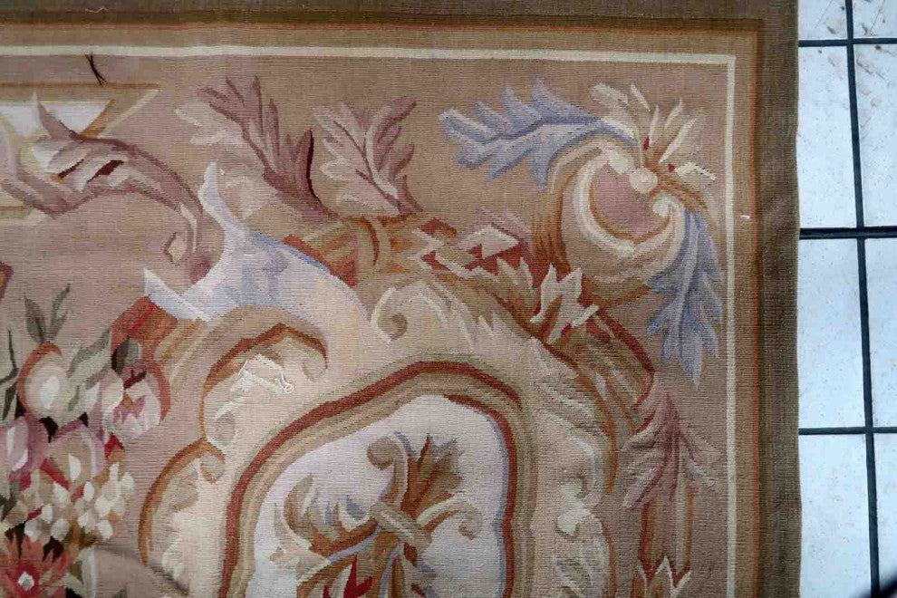 Handmade Vintage French Aubusson Rug 7.7'x10.2', 237cmx313cm 1970s