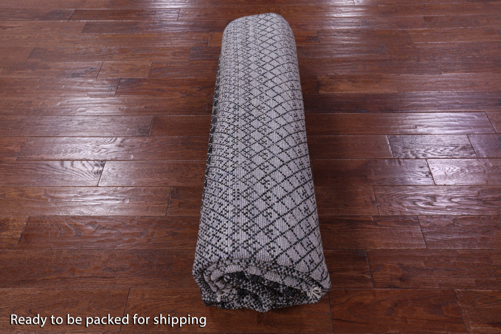 8' 0" X 10' 0" Savannah Grass Handmade Wool Rug - Q13257