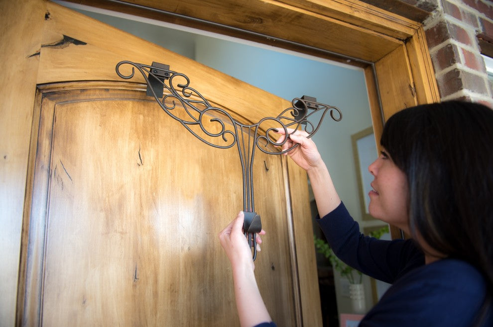 Adjustable Wreath Hanger for Door Antler, Brown