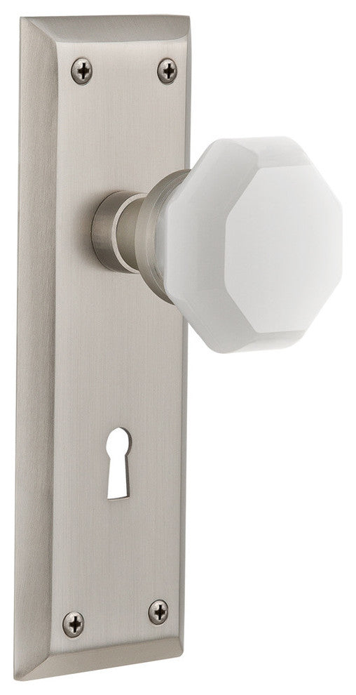 New York Plate with Keyhole Privacy Waldorf White Milk Glass Knob, Satin Nickel
