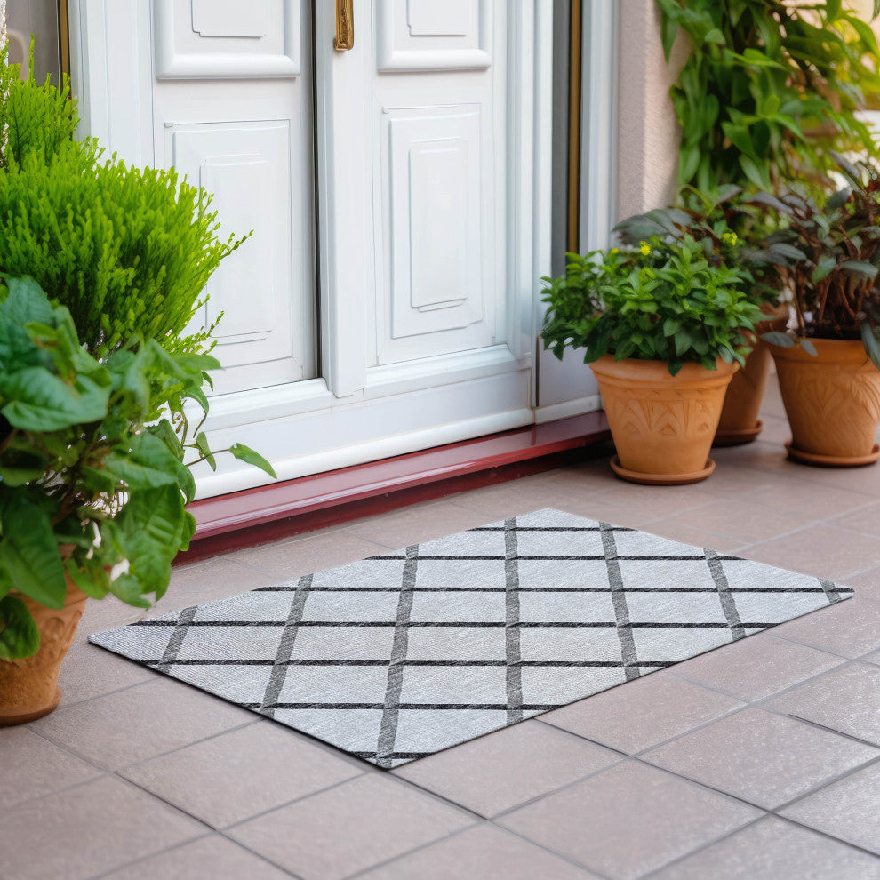 Indoor/Outdoor York YO1 Grey Machine Washable 1'8" x 2'6" Rug