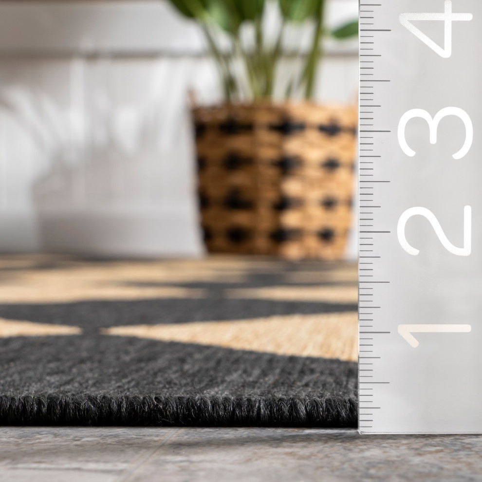 Nuloom Sabina Diamond Trellis Indoor/Outdoor Area Rug, Dark Grey 5'x8'