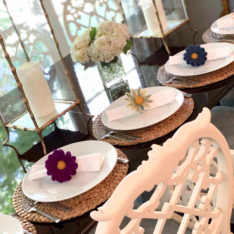 Felt Daisy Napkin Rings, Set of 6