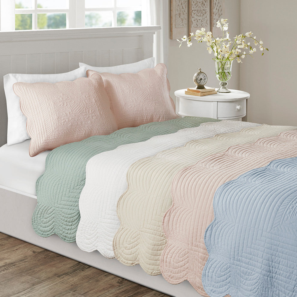 Madison Park Tuscany 3 Piece Reversible Scalloped Edge Quilt Set