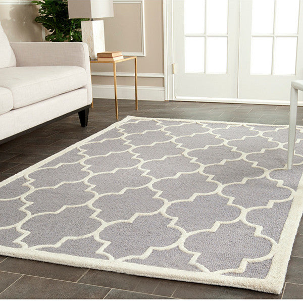 Safavieh Cambridge Cam134D Silver, Ivory Area Rug, 7'6" X 9'6"
