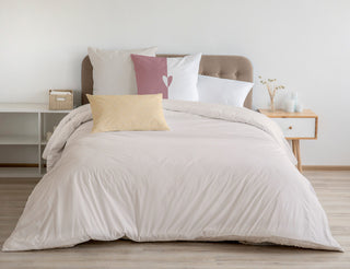 Modern Heart Decorative Throw Pillow, Romantic Purple, 18"x18"