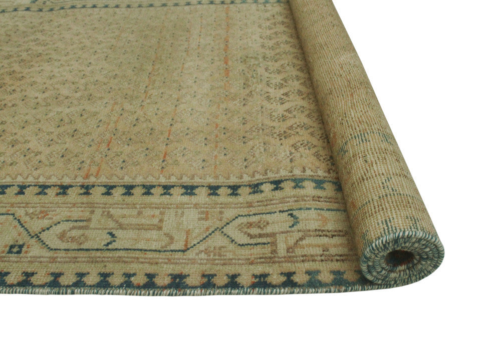 Semi-Antique Blaxton Beige/Ivory Runner, 3'3x9'10