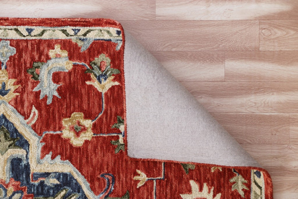 7" x 9" Red and Blue Floral Medallion Area Rug