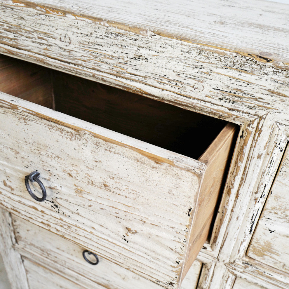 Farmhouse White Wash 8-Drawer Dresser