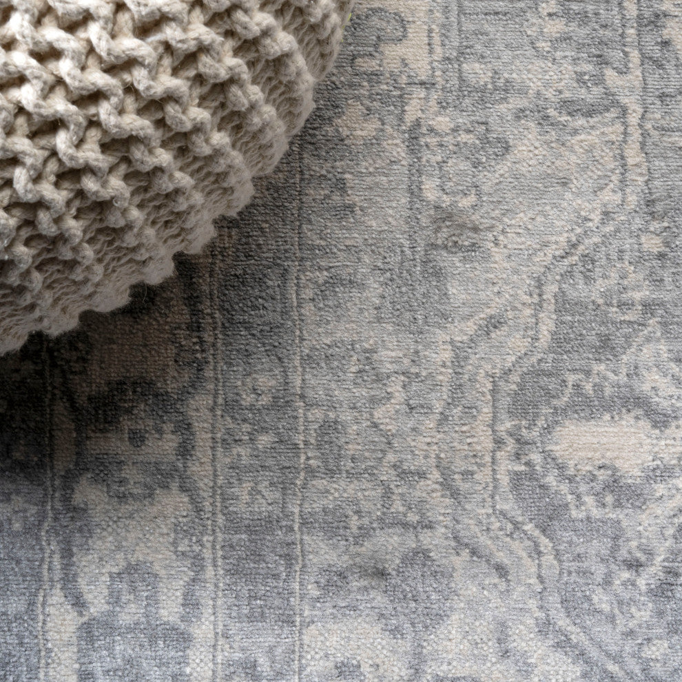 Modern Persian Medallion Light Gray/Ivory 5' Round Area Rug