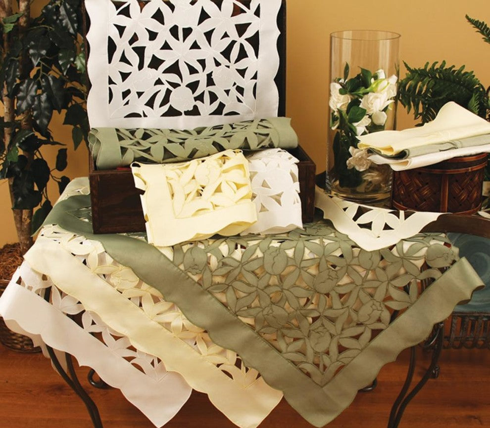 Tulip Bouquet 72"x108" Tablecloth, Green