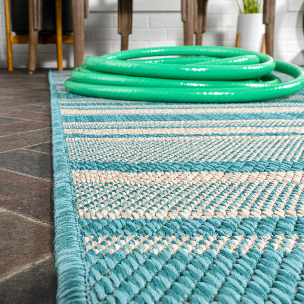 Castara Wavy Stripe Modern Indoor/Outdoor Area Rug, Aqua/Cream, 4x6