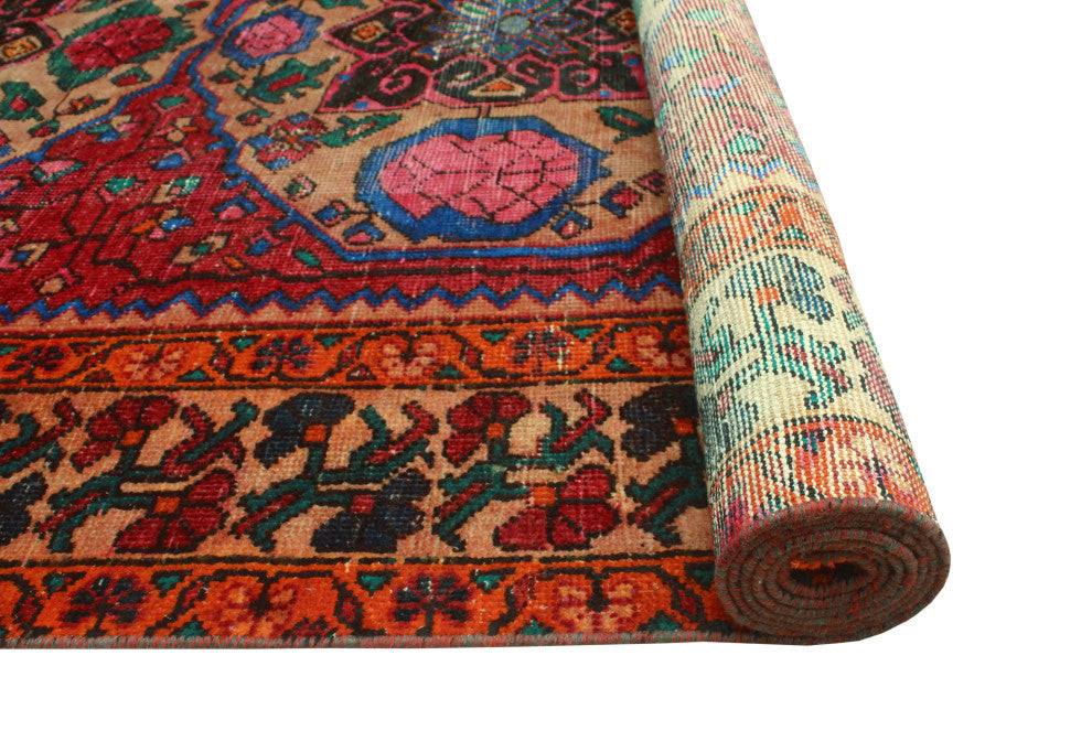 Vintage Distressed Wali Red/Beige Rug, 5'0 x 9'10