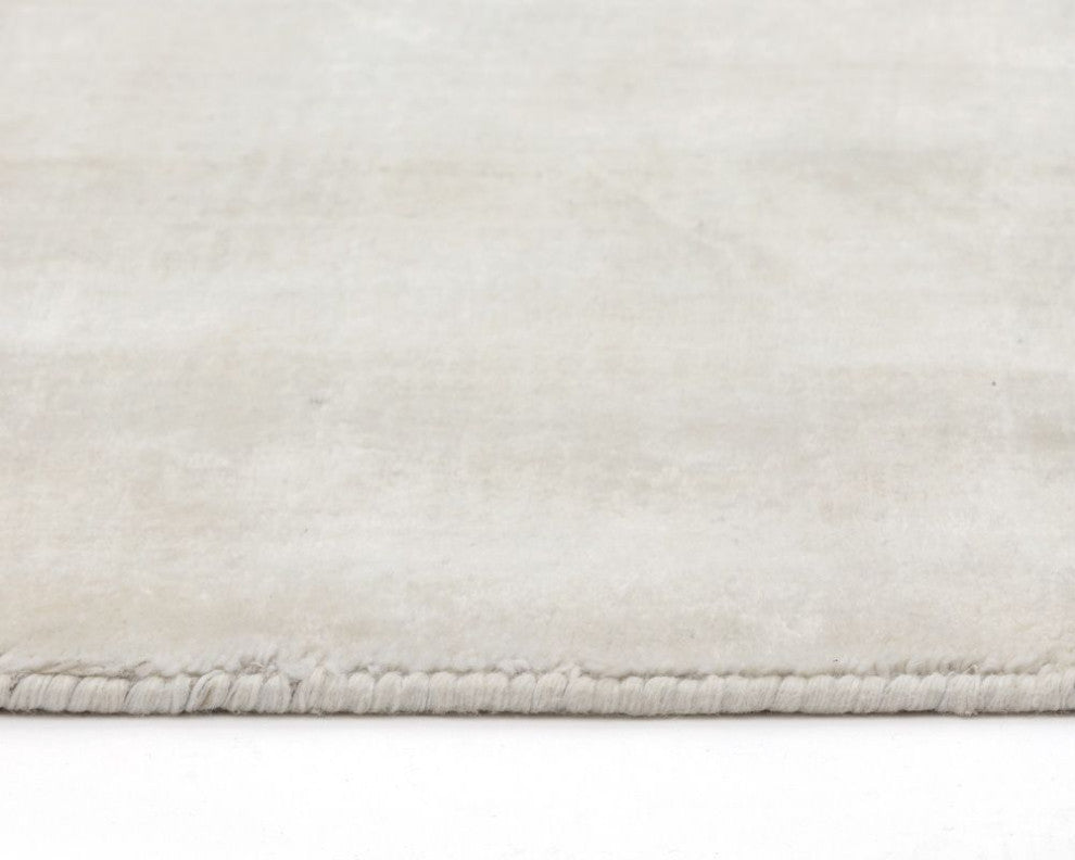 Alaska Hand-Loomed Rug, White, 8'x10'