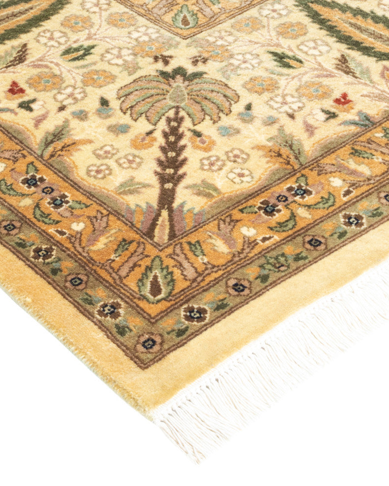 Ahmadnagar, One-of-a-Kind Hand-Knotted Area Rug Ivory, 8'2"x10'3"