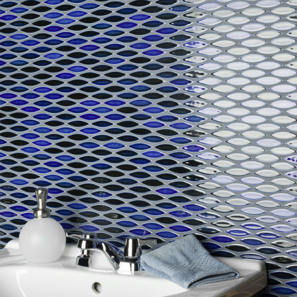 Pescado Glossy Ceramic Mosaic Floor and Wall Tile, Glossy Azul