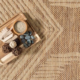 Nuloom Ranya Tribal Indoor/Outdoor Contemporary Area Rug, Light Brown 4'x6'